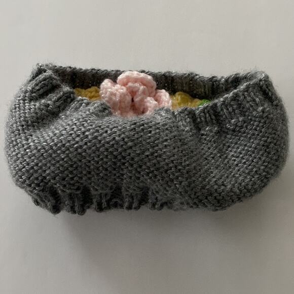 Hand Knit Bunny Ear Headband Ear Warmers Floral Like New Toddler - Picture 4 of 4